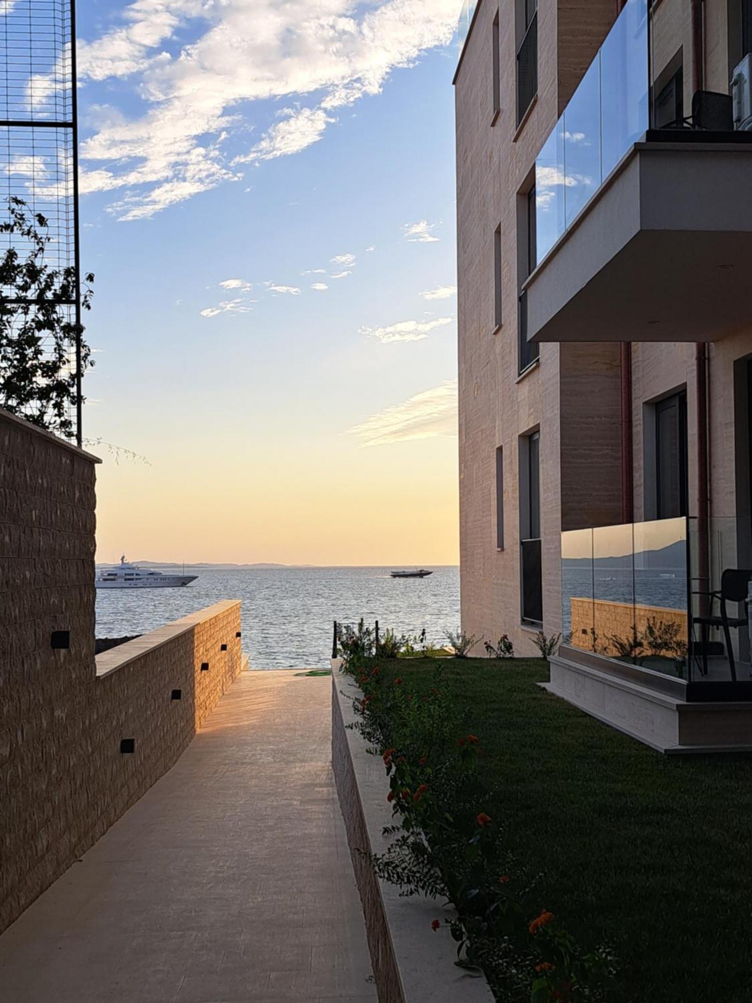 Mamani Apartments Saranda Buitenkant foto